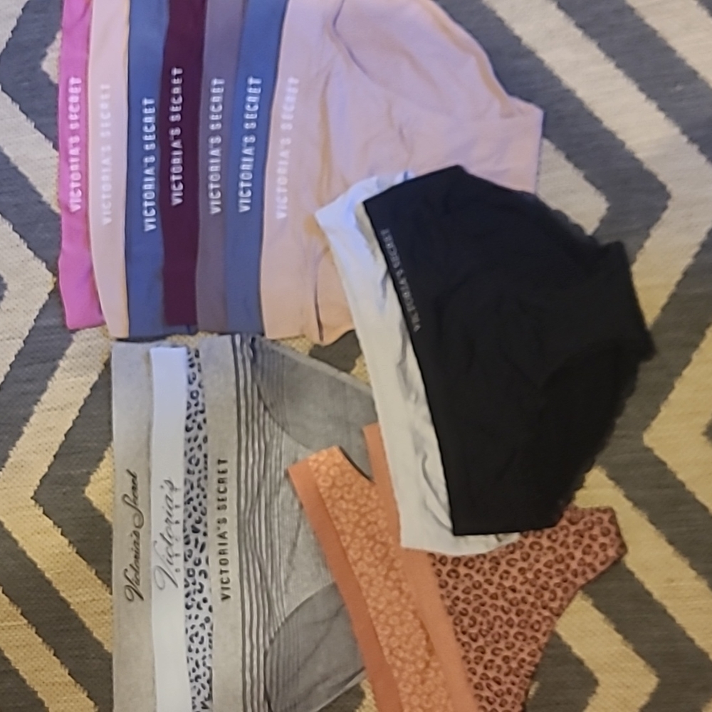 Lot of Victoria secret seamless panties